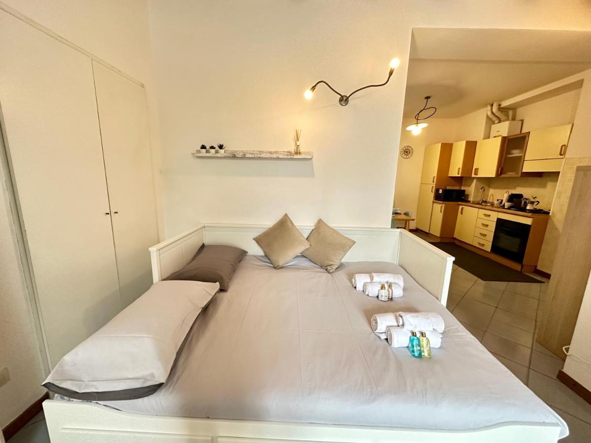 Near Airport - Loft Universita 4 Posti Letto 베르가모 외부 사진